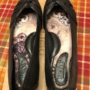 Born ‘Lilly’ Flats